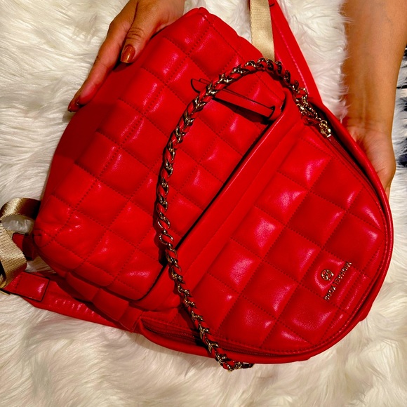 Red MK backpack 🎒 - Picture 3 of 3